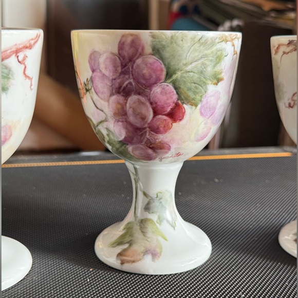 Grape and Vine Design Handpainted Kiln-Fired Ceramic Goblets Set of 4 - Picture 5 of 7
